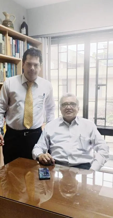 Dr. Heinz Carlos Acosta Serra, abogado en Lima, Perú